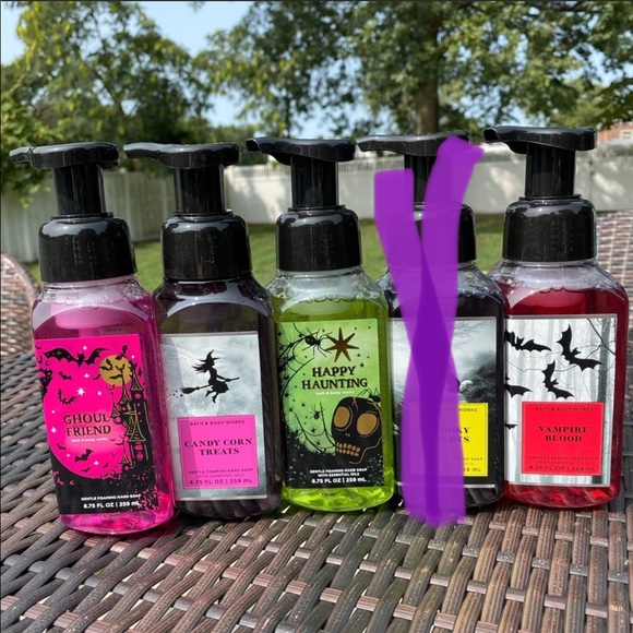 Bath & Body Works Other - Halloween Bath & Body Works Hand Soaps 4 Pc